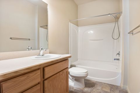 Tiny photo for 1077 S CANYON MEADOW DR #3, Provo, UT 84606 (MLS # 2141319)