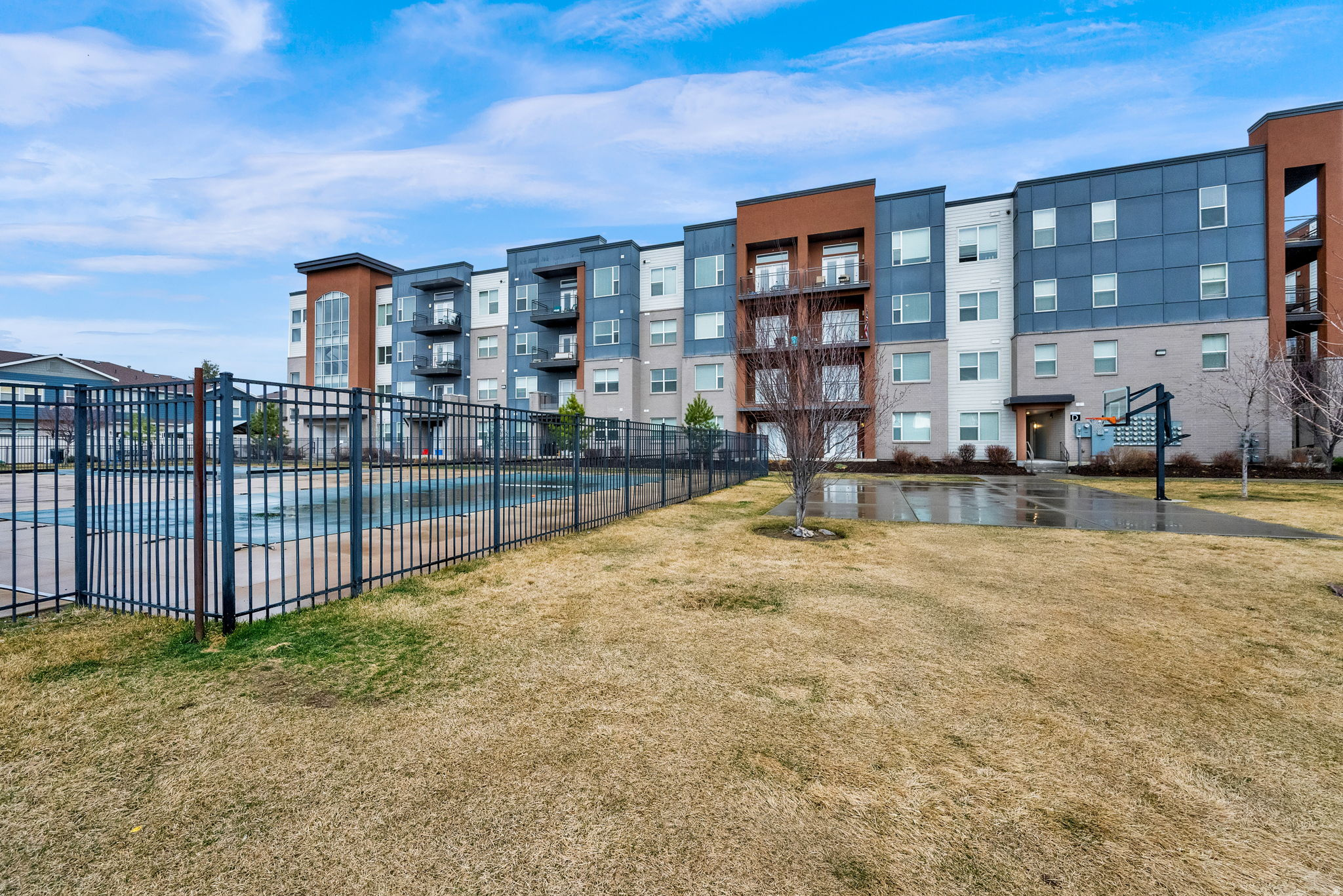 EAST TOWN VILLAGE TOWN HOMES - Residential