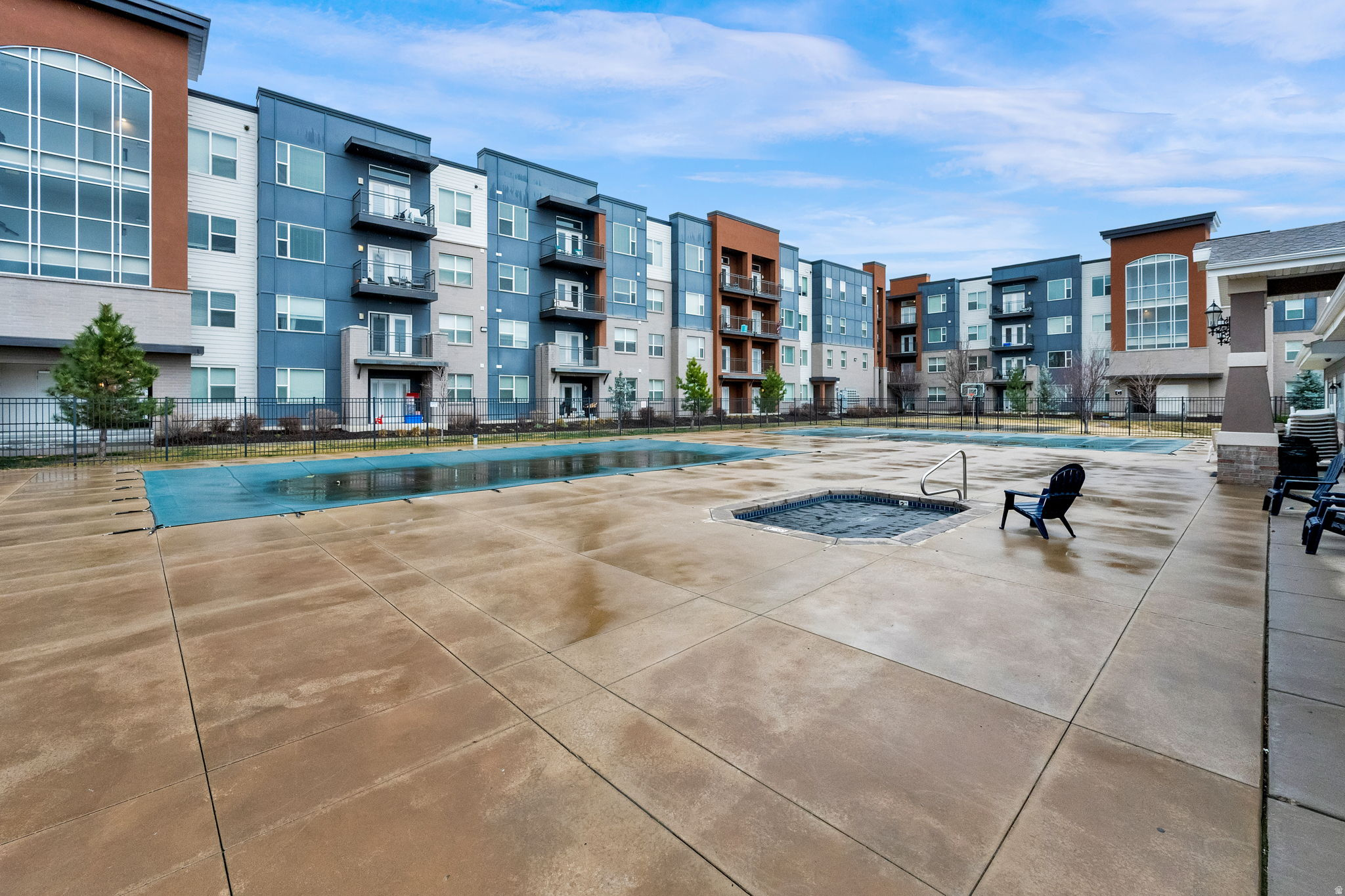 EAST TOWN VILLAGE TOWN HOMES - Residential