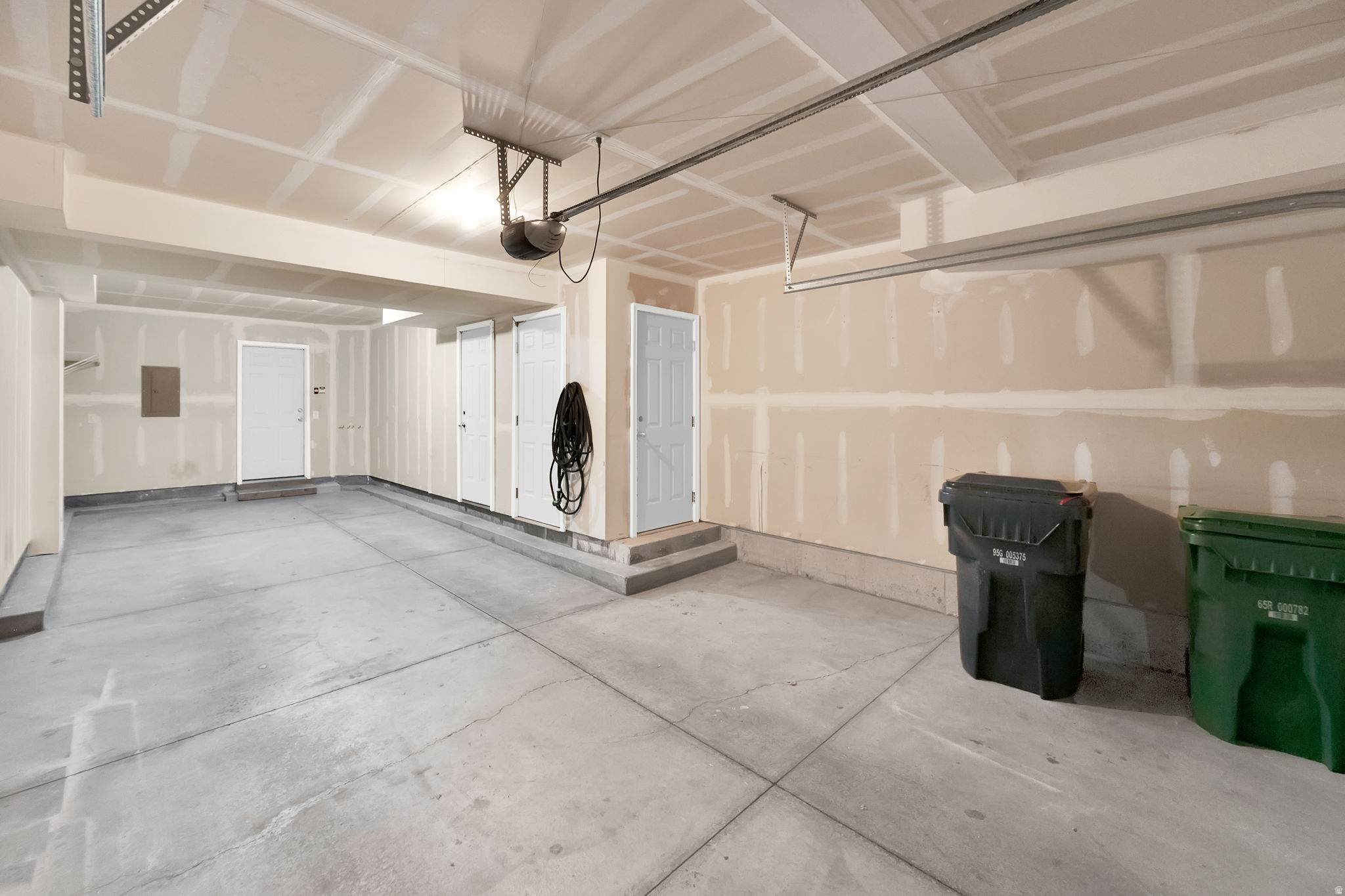 EAST TOWN VILLAGE TOWN HOMES - Residential