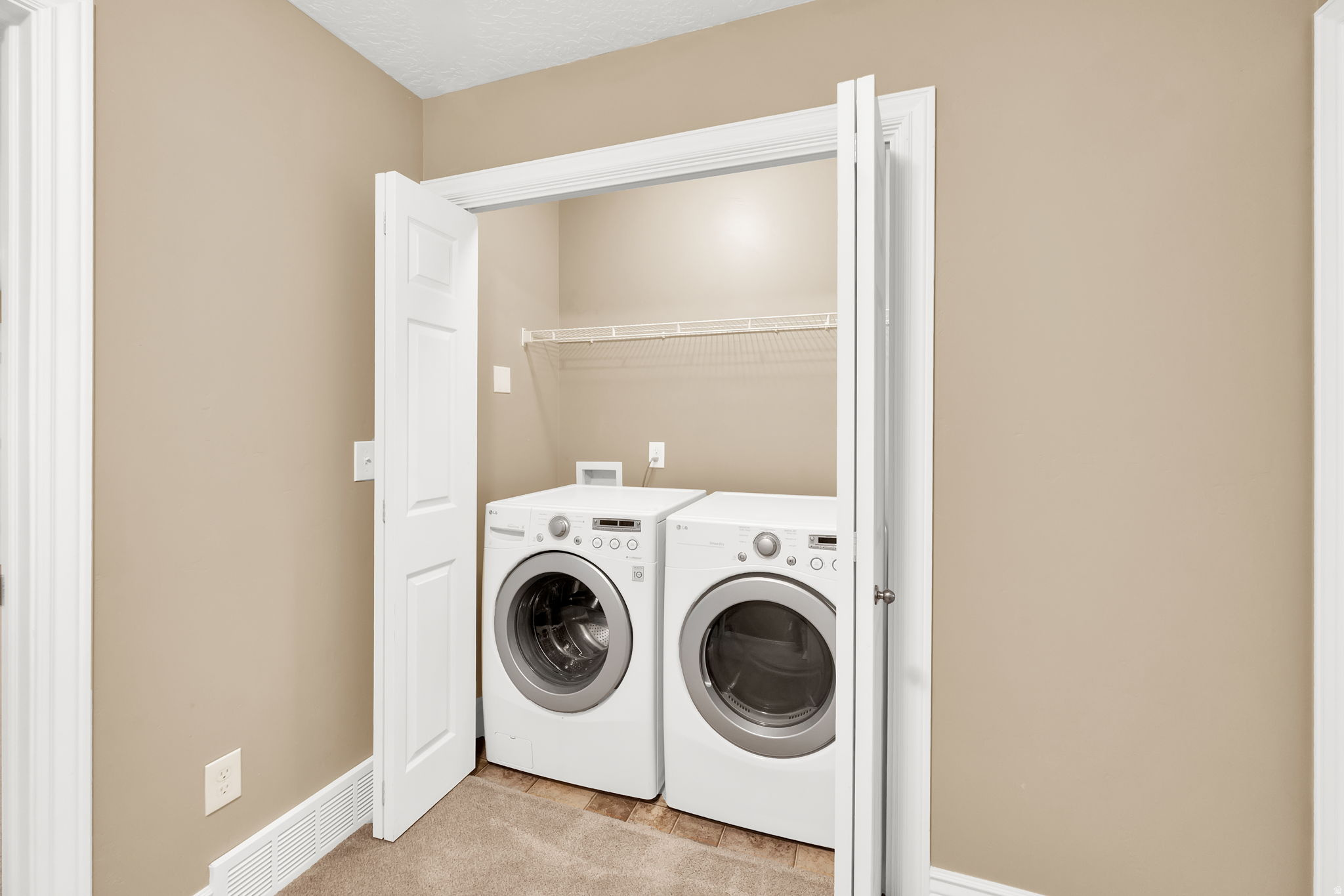 EAST TOWN VILLAGE TOWN HOMES - Residential