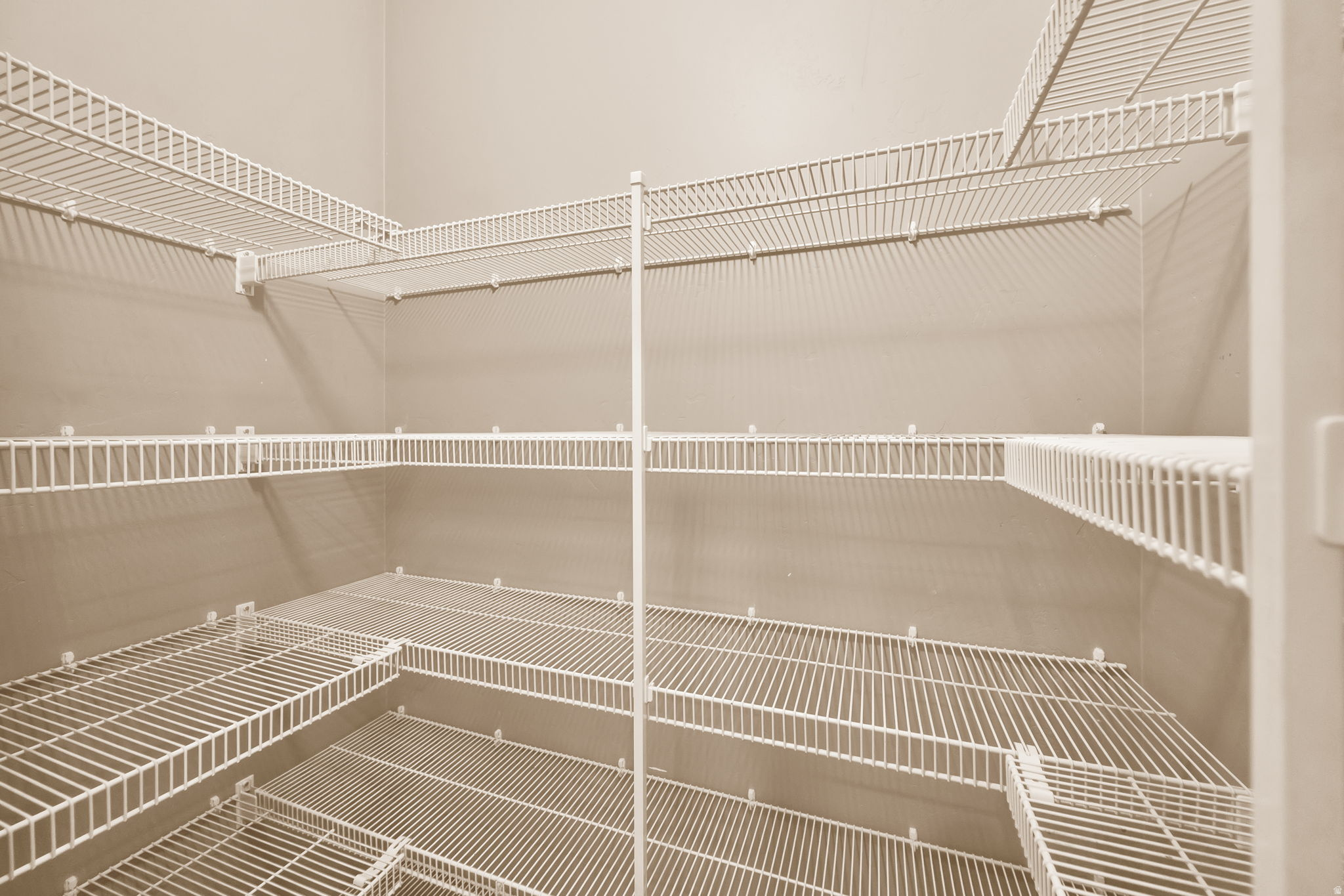 EAST TOWN VILLAGE TOWN HOMES - Residential