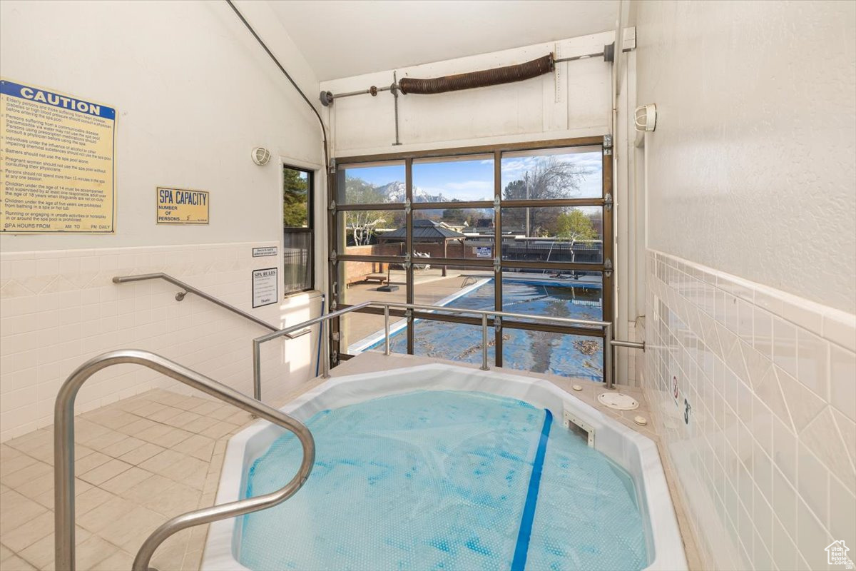 FOOTHILL GARDENS - Residential