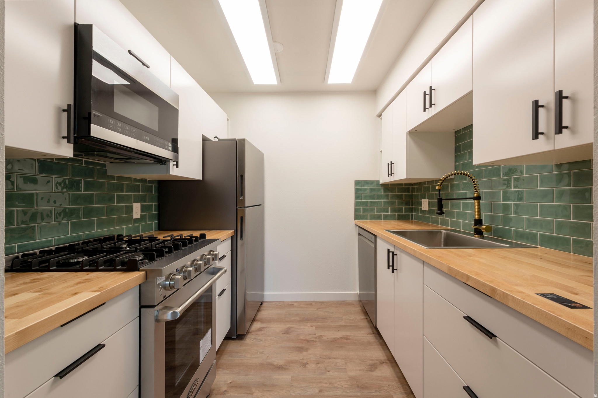 FOOTHILL GARDENS - Residential