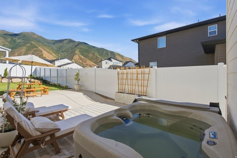 Tiny photo for 3411 S SNOWBERRY DR, Mapleton, UT 84664 (MLS # 2183602)