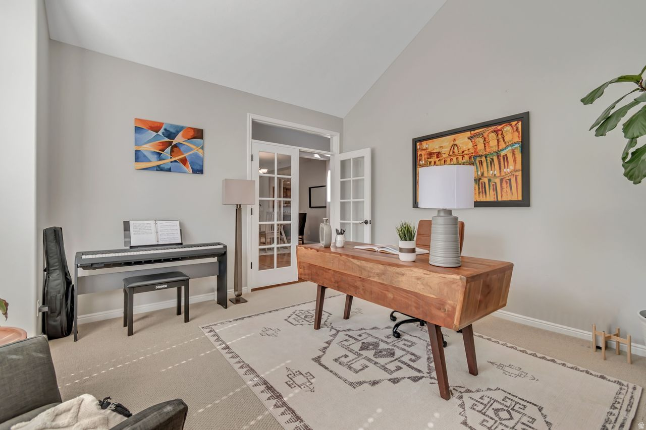 TRAVERSE MOUNTAIN - Residential
