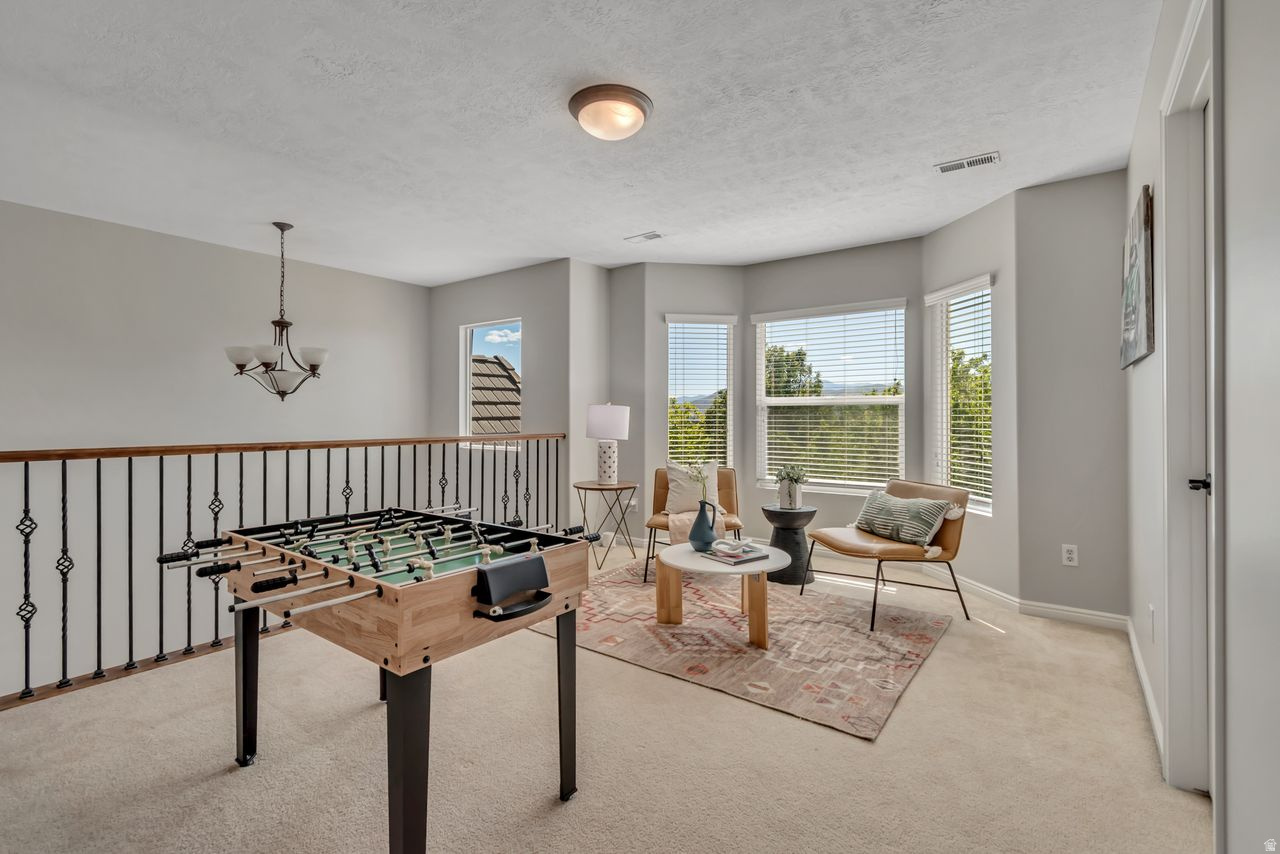 TRAVERSE MOUNTAIN - Residential