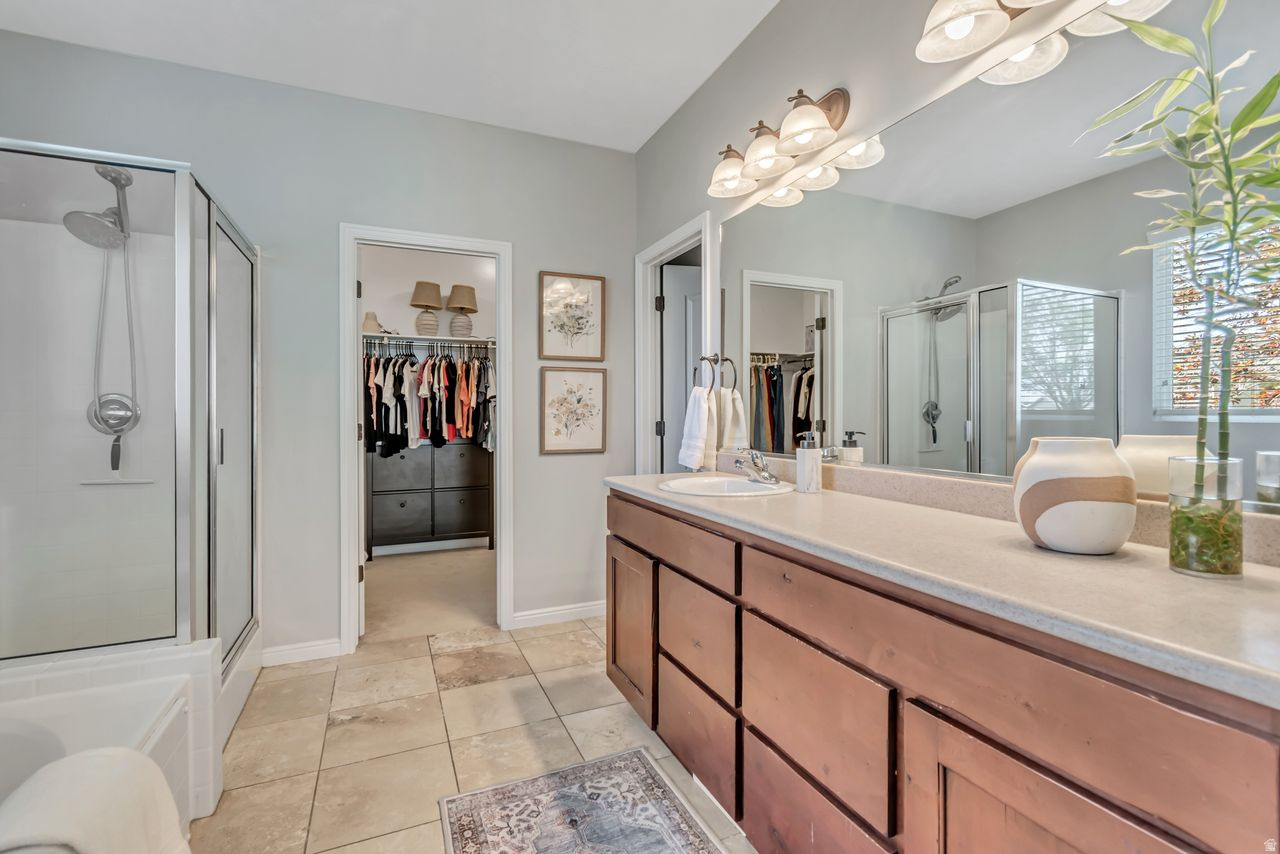 TRAVERSE MOUNTAIN - Residential