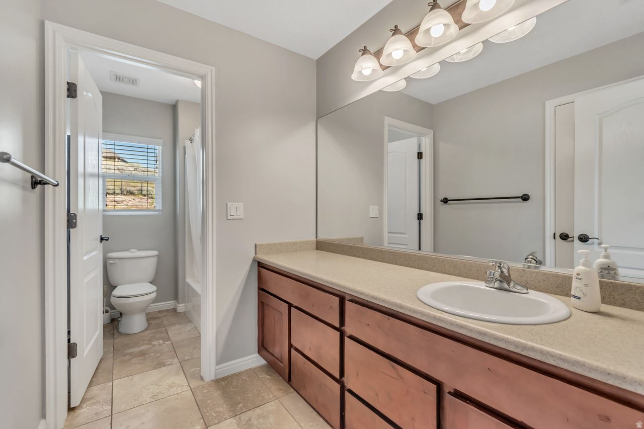 TRAVERSE MOUNTAIN - Residential