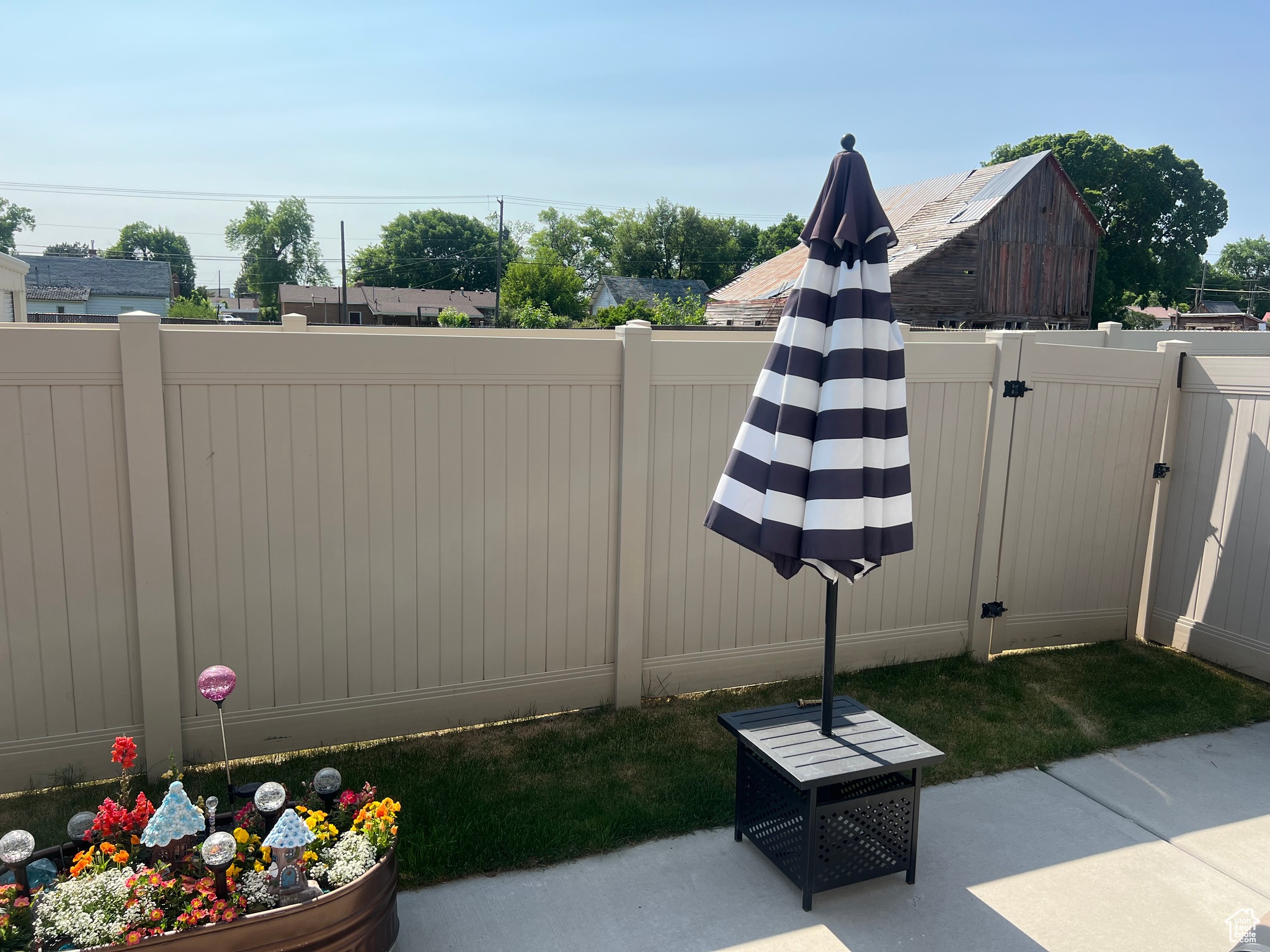703 S 70, Smithfield, Utah image 32