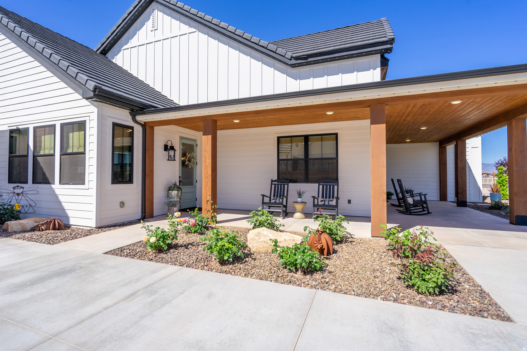 ARBORS 15 - Residential