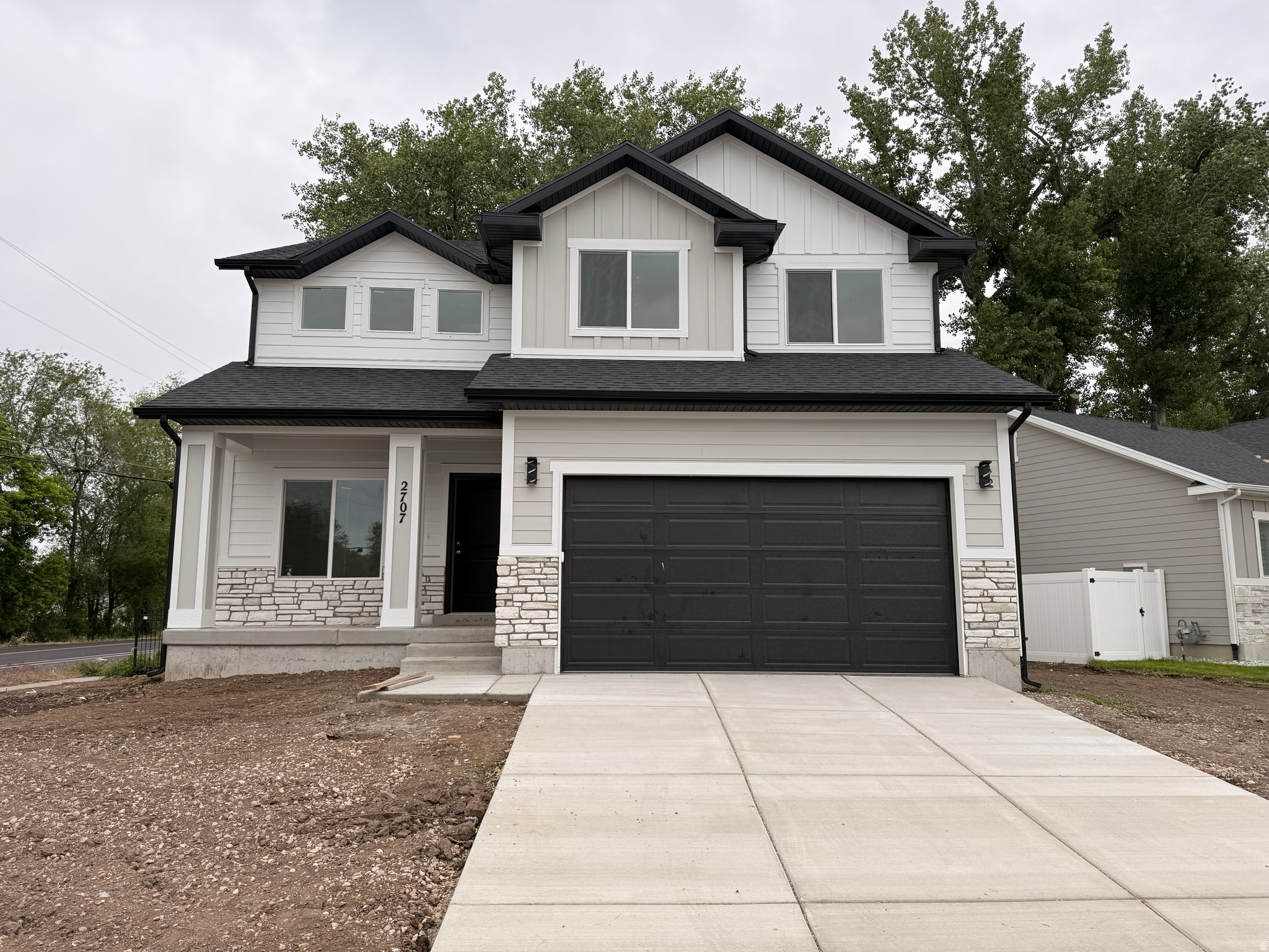 DIXON DOWNS - Residential