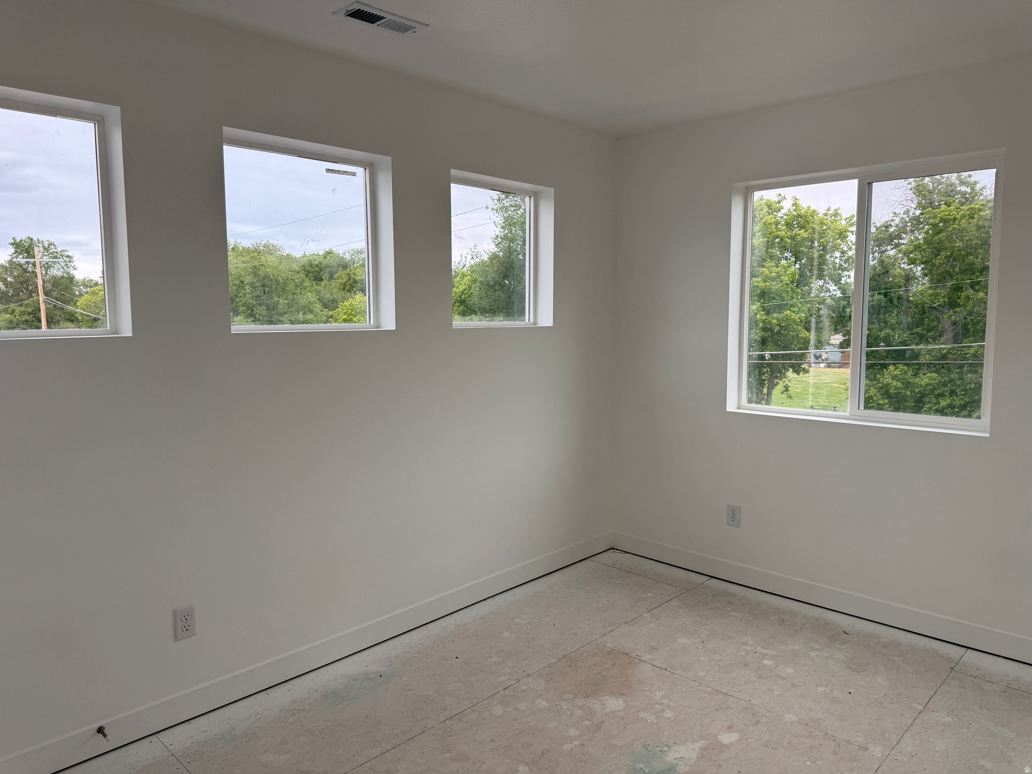 DIXON DOWNS - Residential