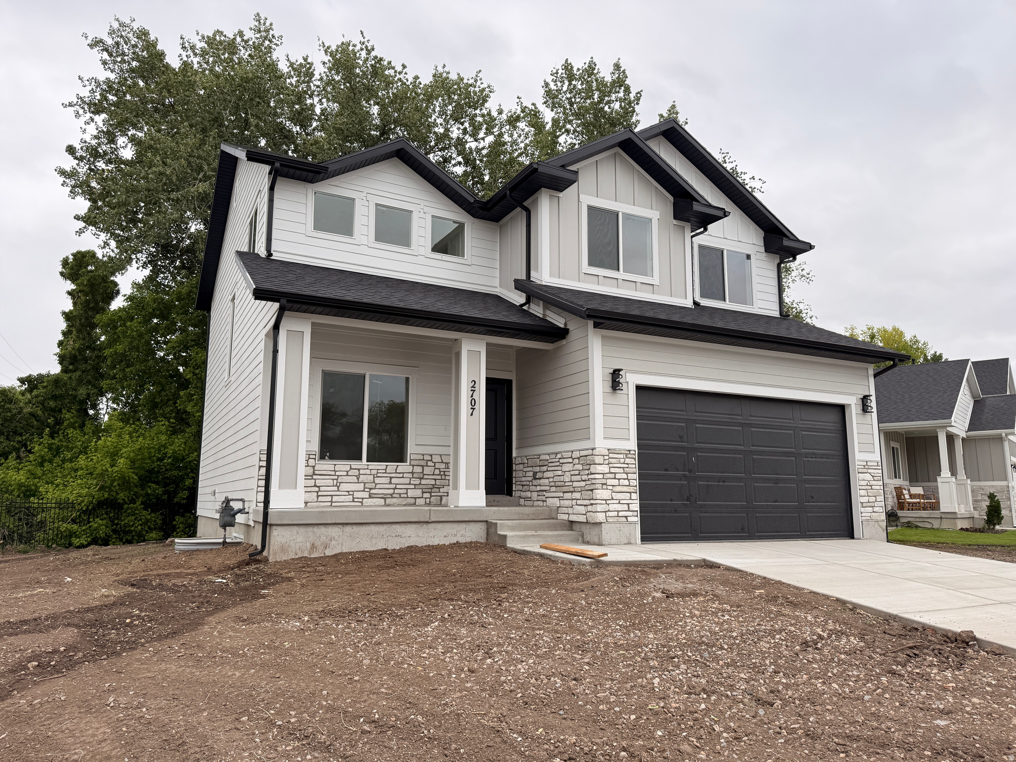 DIXON DOWNS - Residential