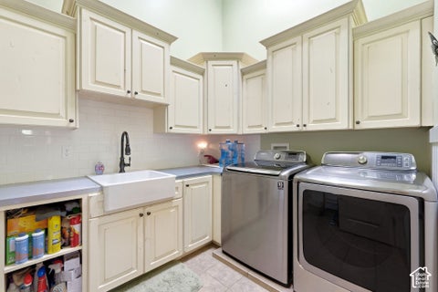 Tiny photo for 2578 E 8150 S, South Weber, UT 84405 (MLS # 2188481)