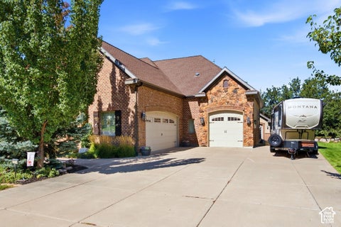 Tiny photo for 2578 E 8150 S, South Weber, UT 84405 (MLS # 2188481)