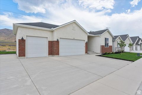 Tiny photo for 2305 MORNING GLORY WAY, Eagle Mountain, UT 84005 (MLS # 2108396)