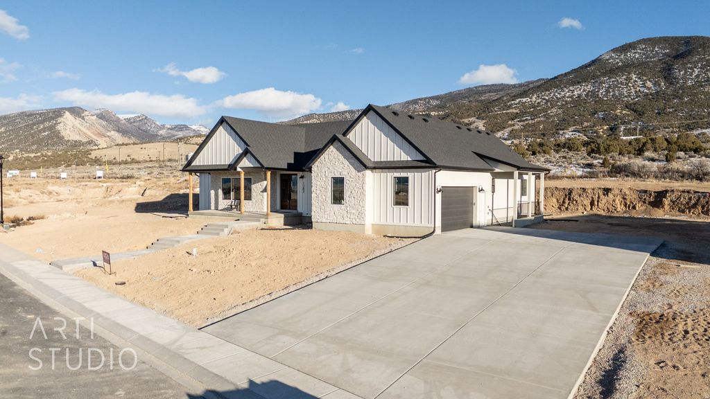 Photo of 1283 S 500 W, Manti, UT 84642 (MLS # 2134504)