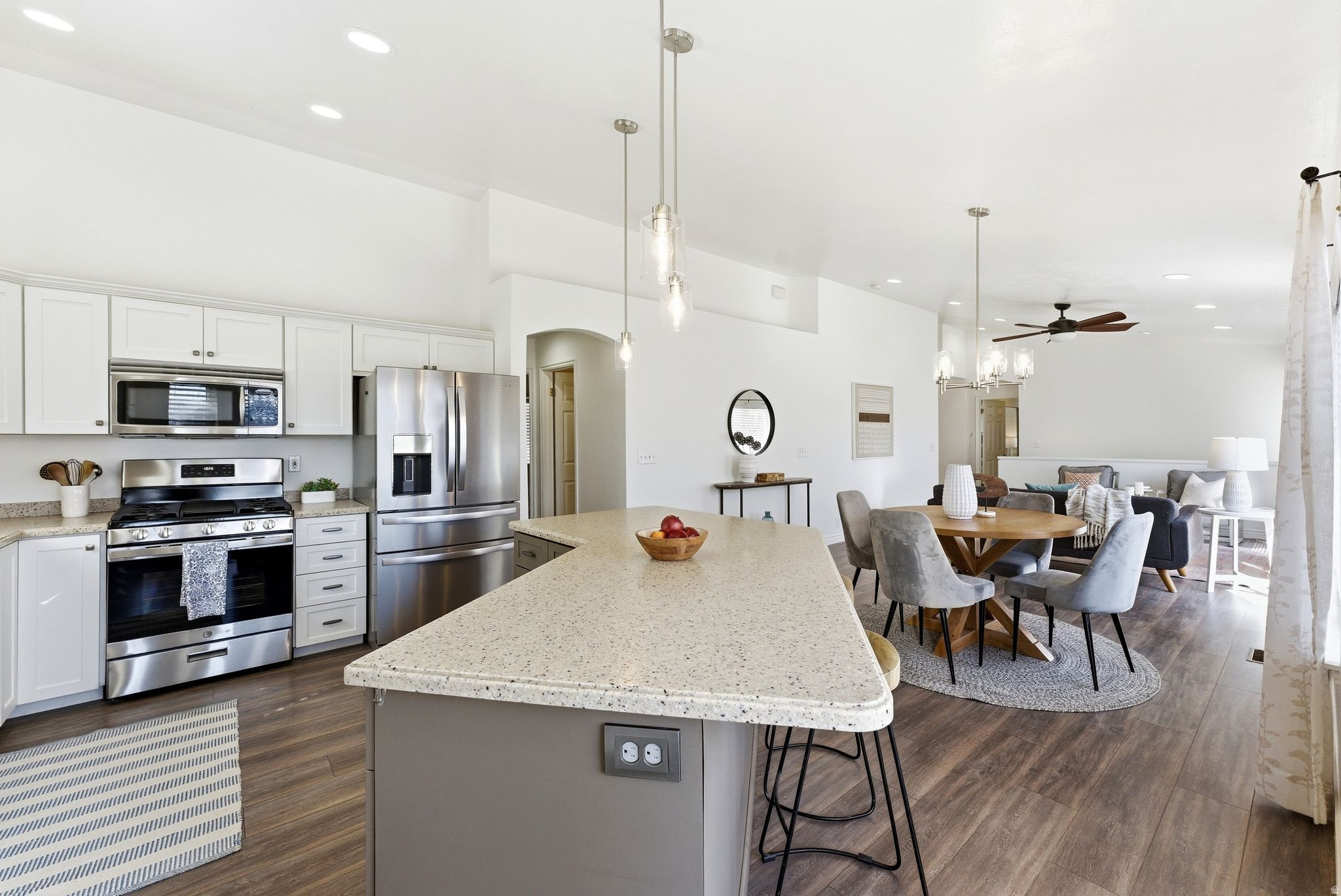 MEADOWS - Residential