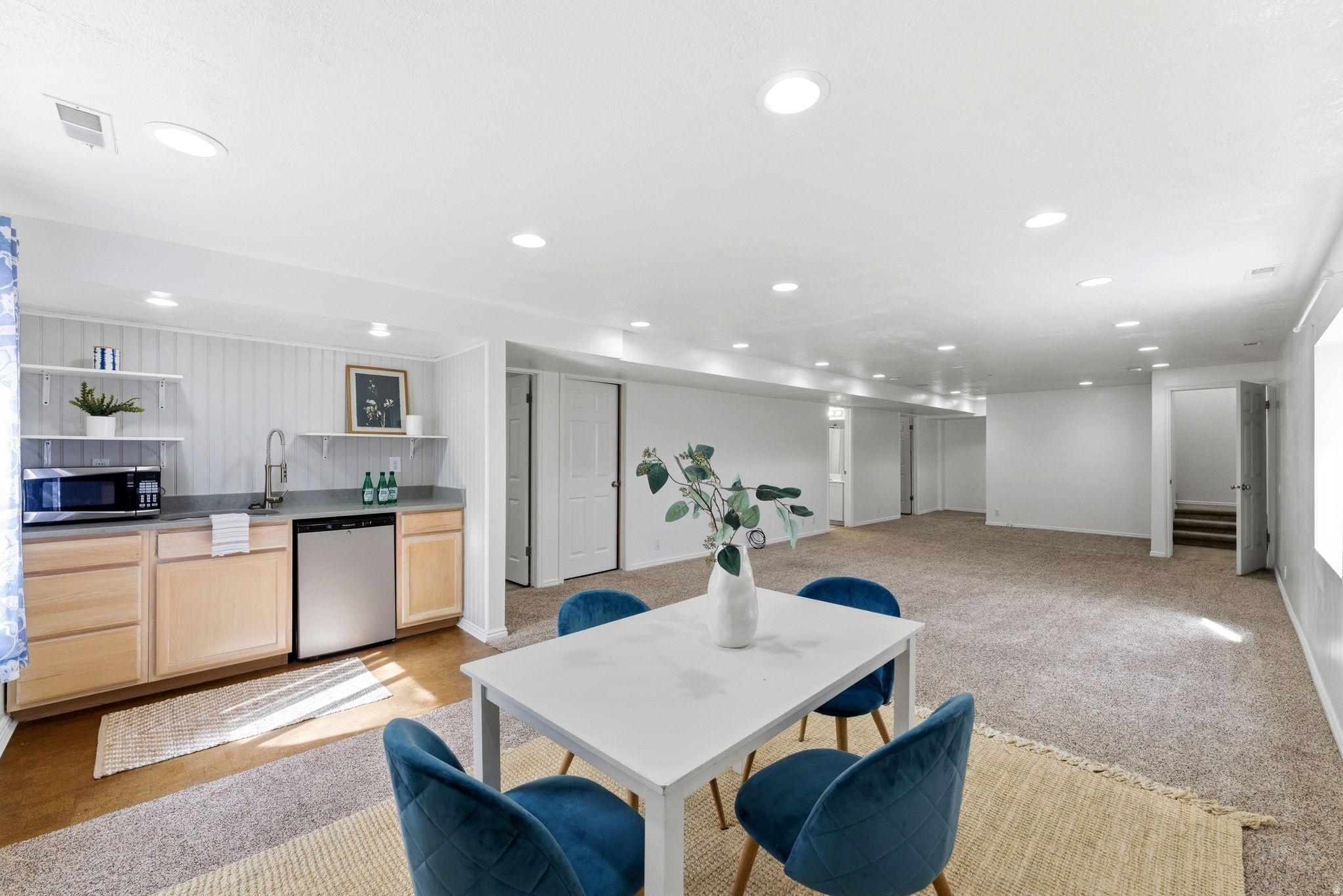 MEADOWS - Residential