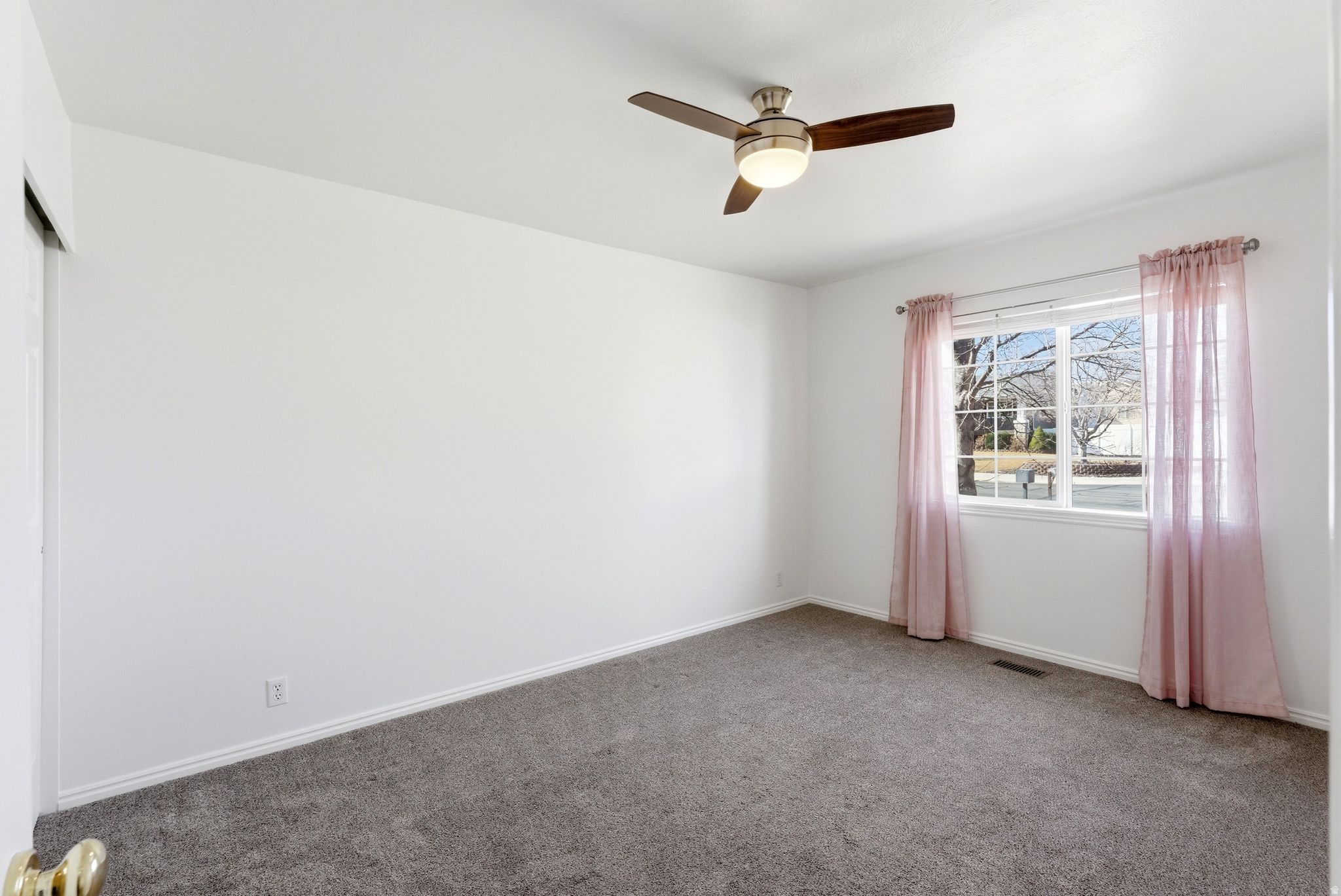 MEADOWS - Residential