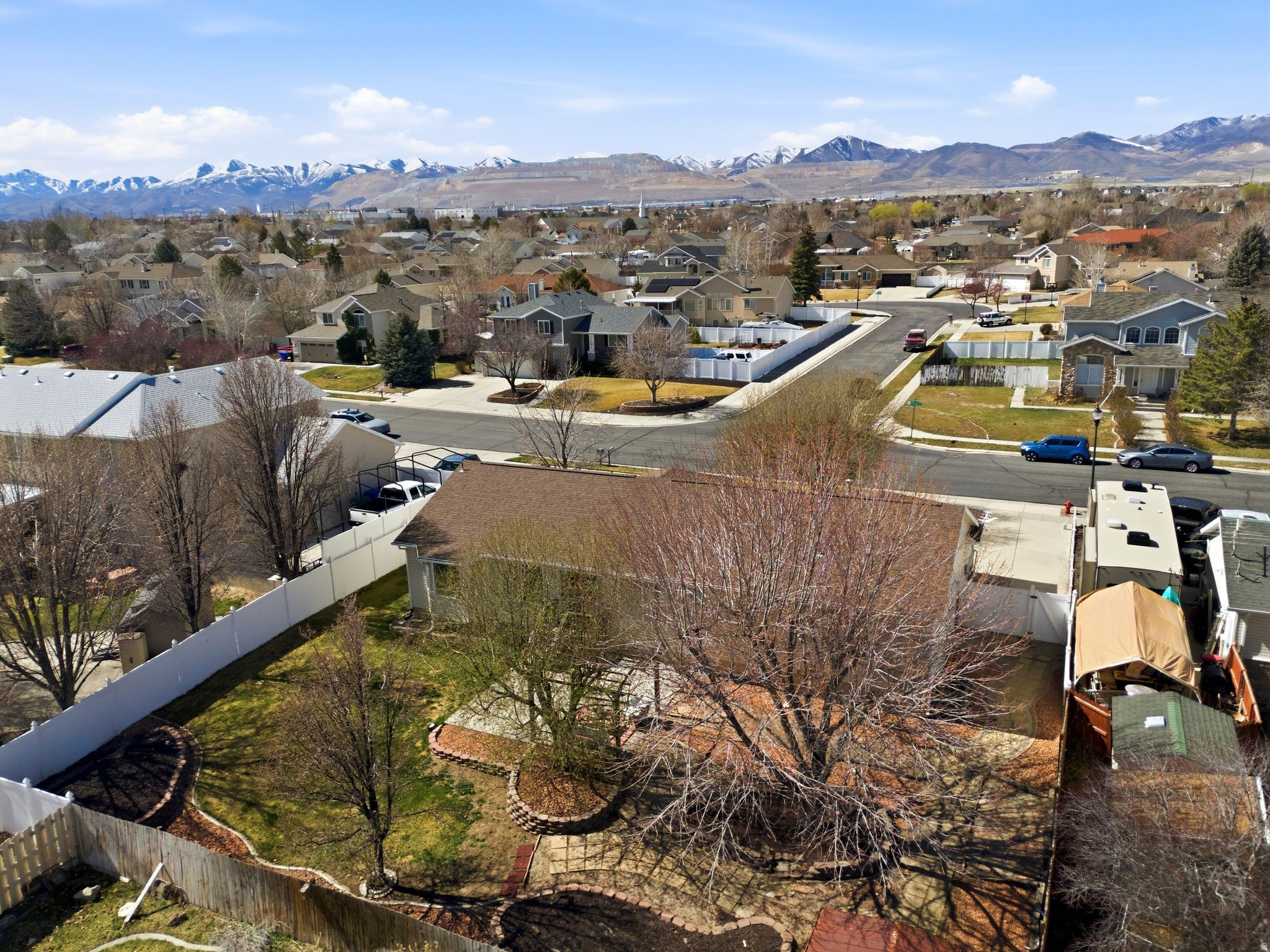 MEADOWS - Residential