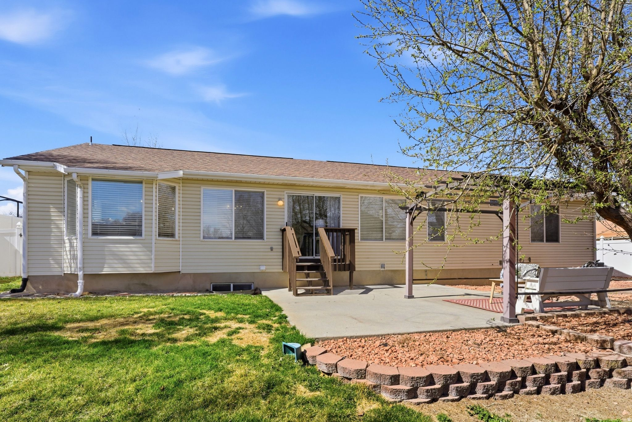 MEADOWS - Residential