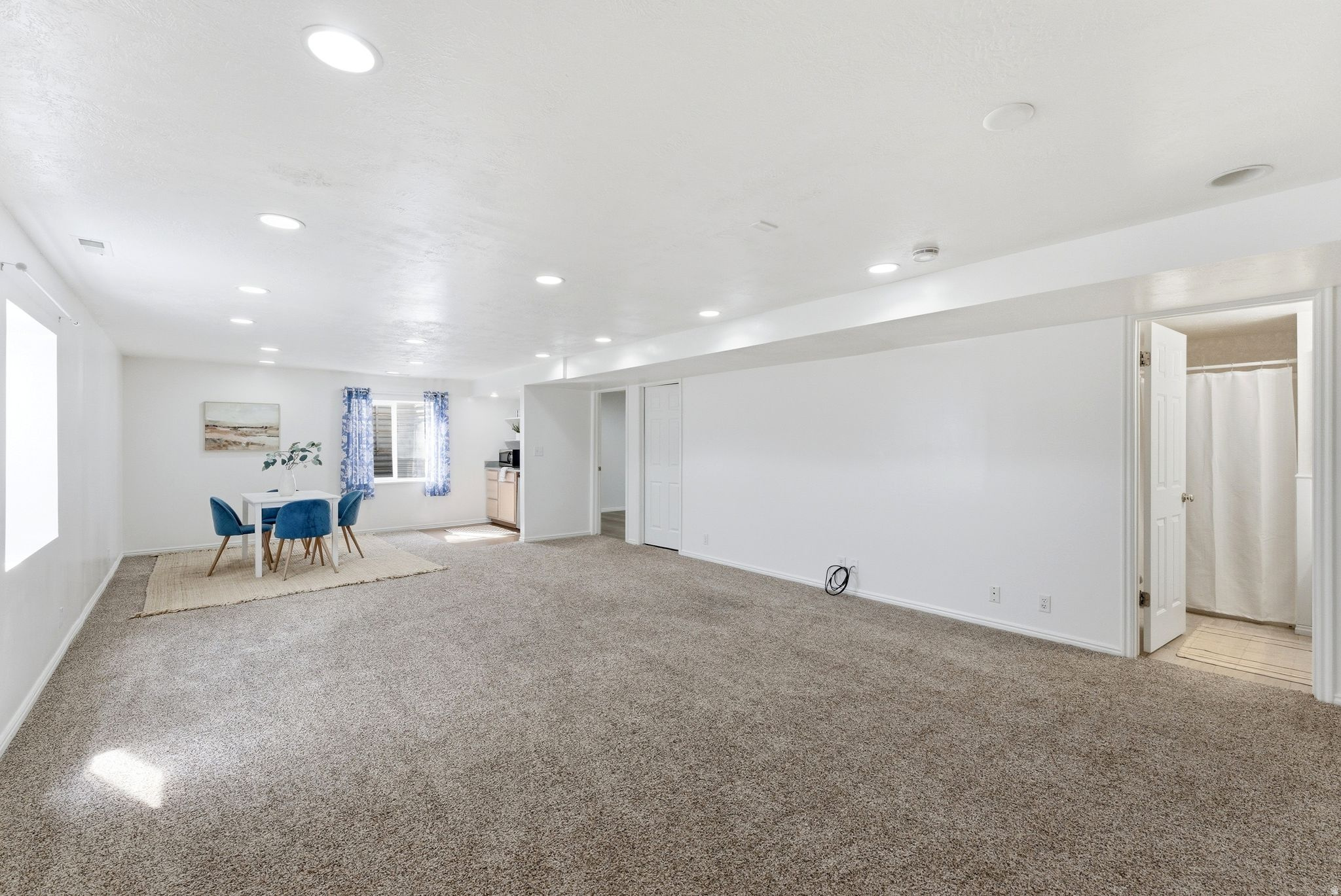 MEADOWS - Residential