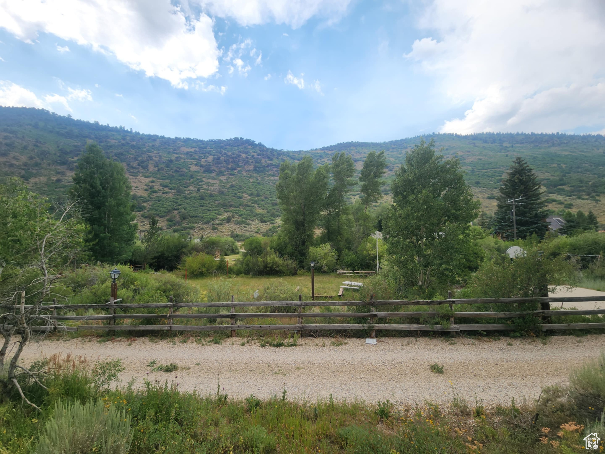 SAMAK HILLS ADDITION - Land