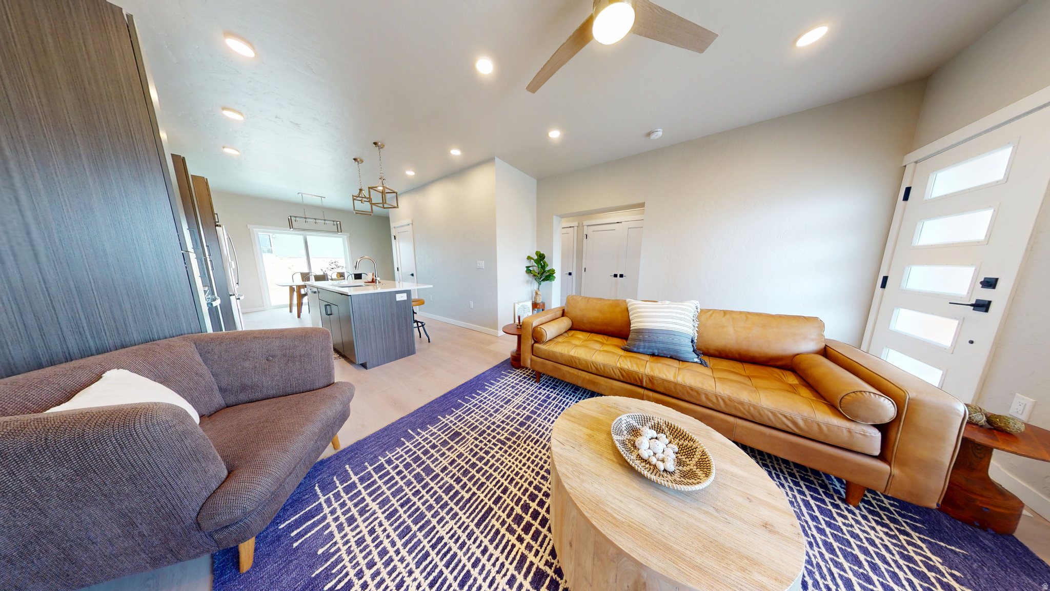 DESERT CANYONS - Residential