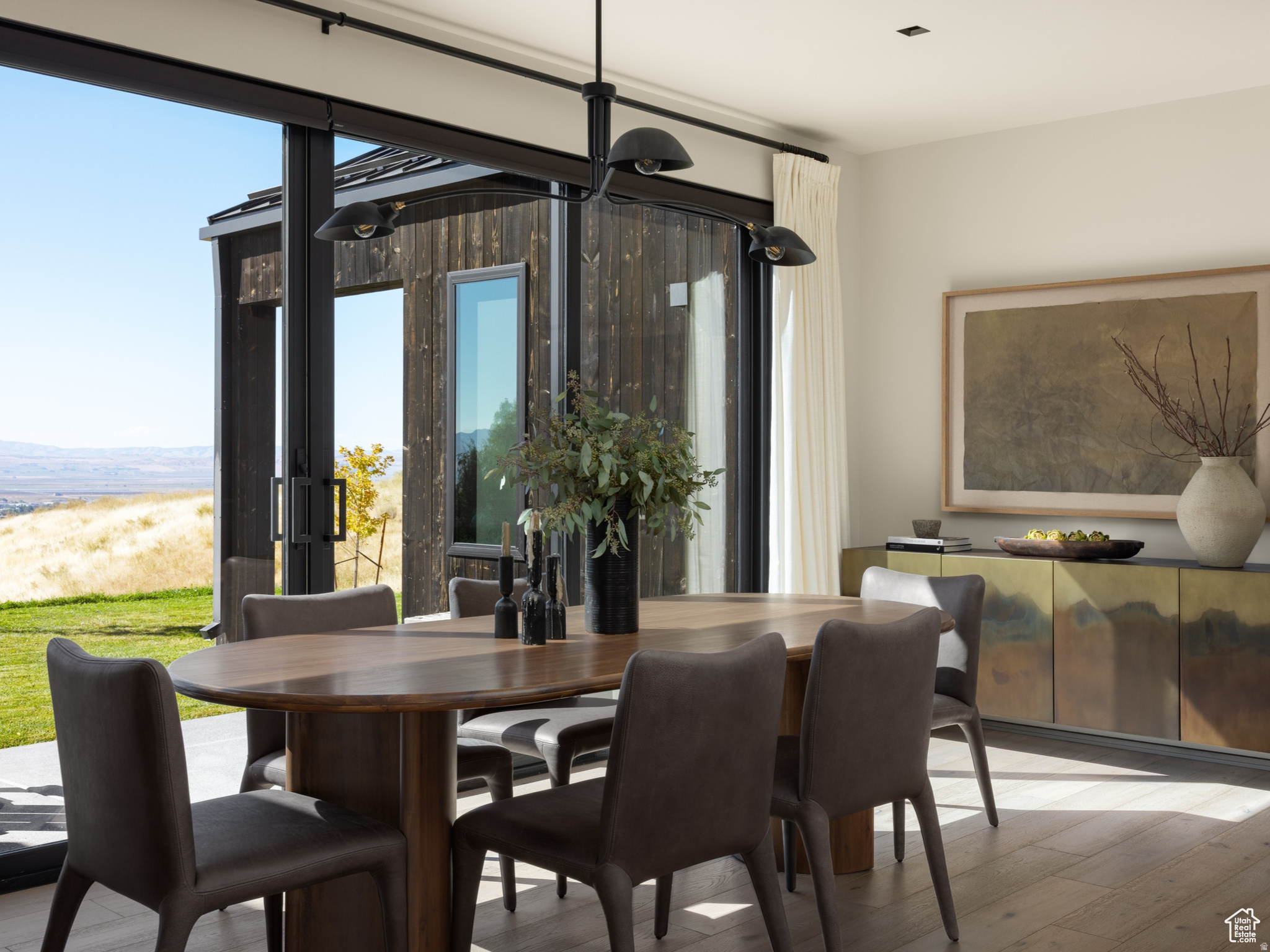 QUAIL CANYON - Residential