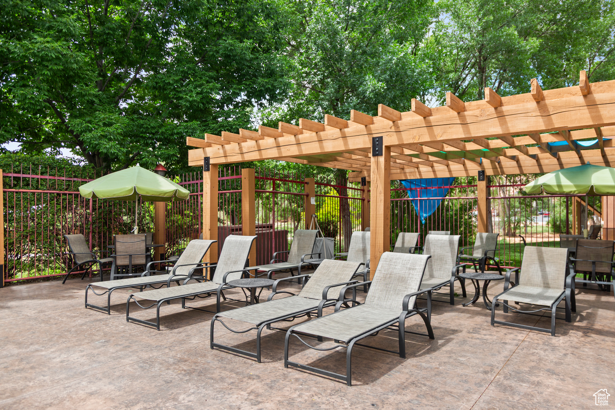 THE GONZO INN - Residential