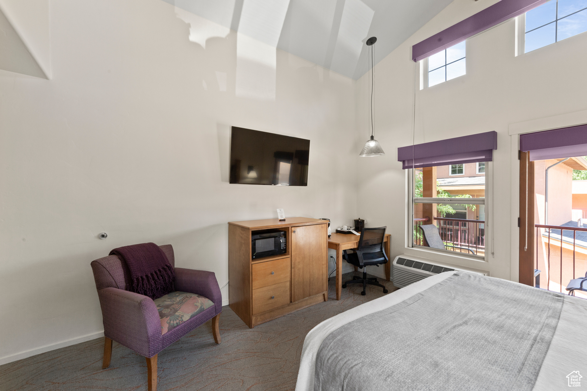 THE GONZO INN - Residential