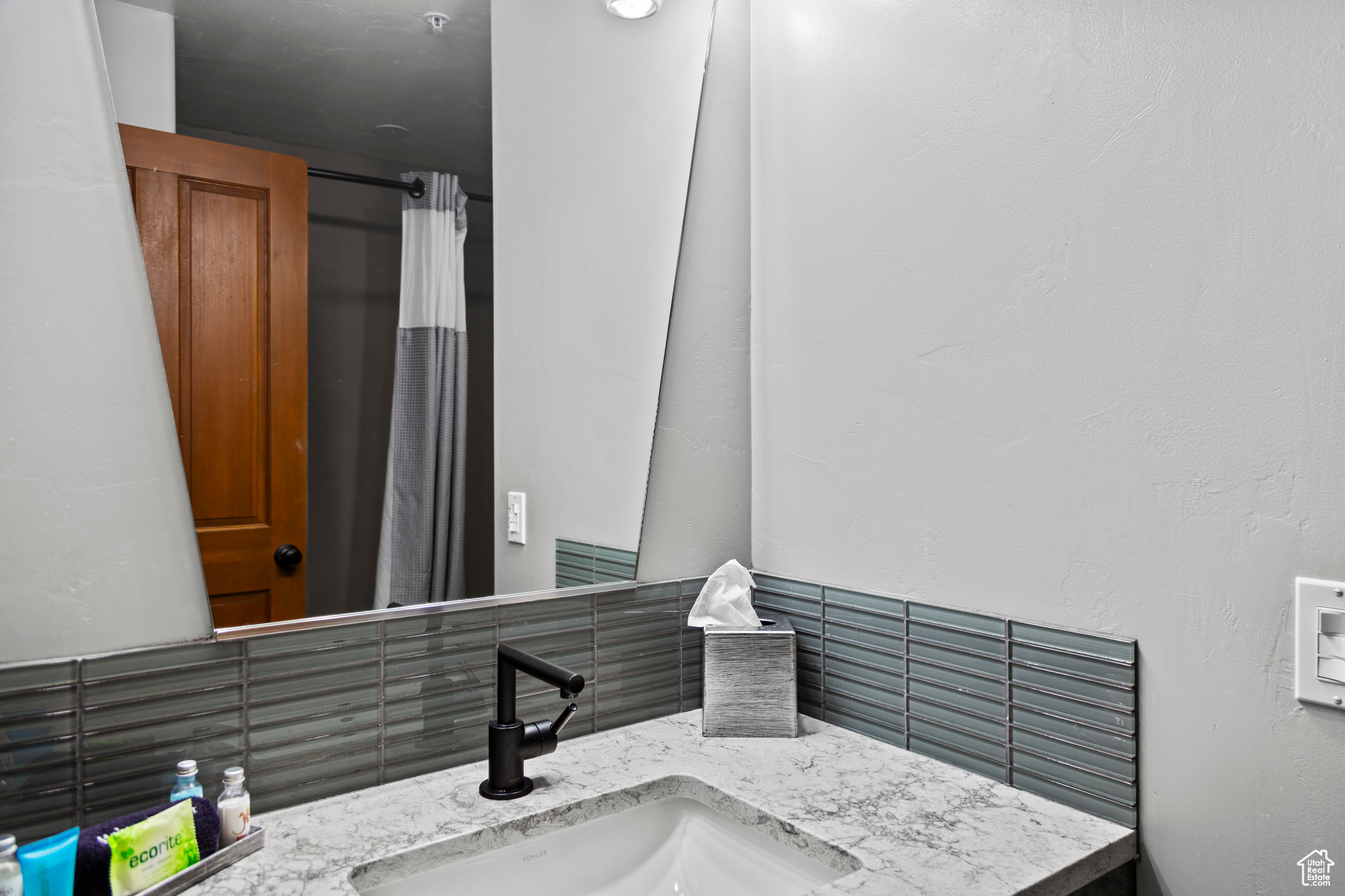 THE GONZO INN - Residential