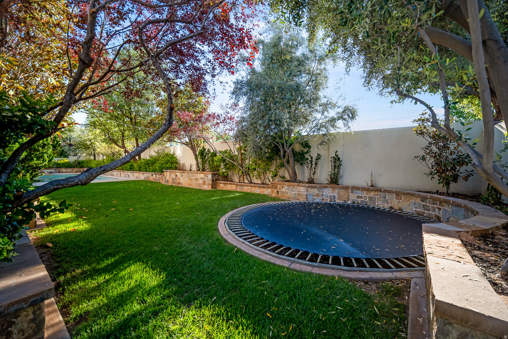 VINEYARDS - Residential