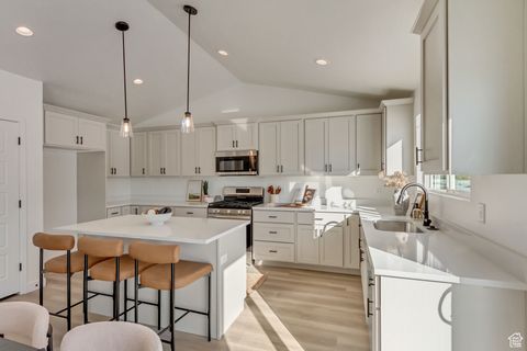 Tiny photo for 3714 N DAFFODIL DR, Eagle Mountain, UT 84005 (MLS # 2114027)