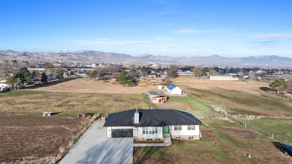 Photo of 14990 S 1800 W, Bluffdale, UT 84065 (MLS # 2141151)