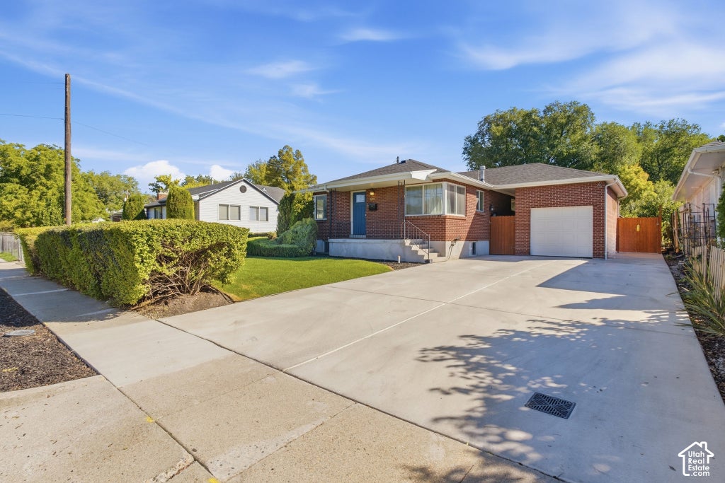 Photo of 2859 S 300 E, Salt Lake City, UT 84115 (MLS # 2191981)