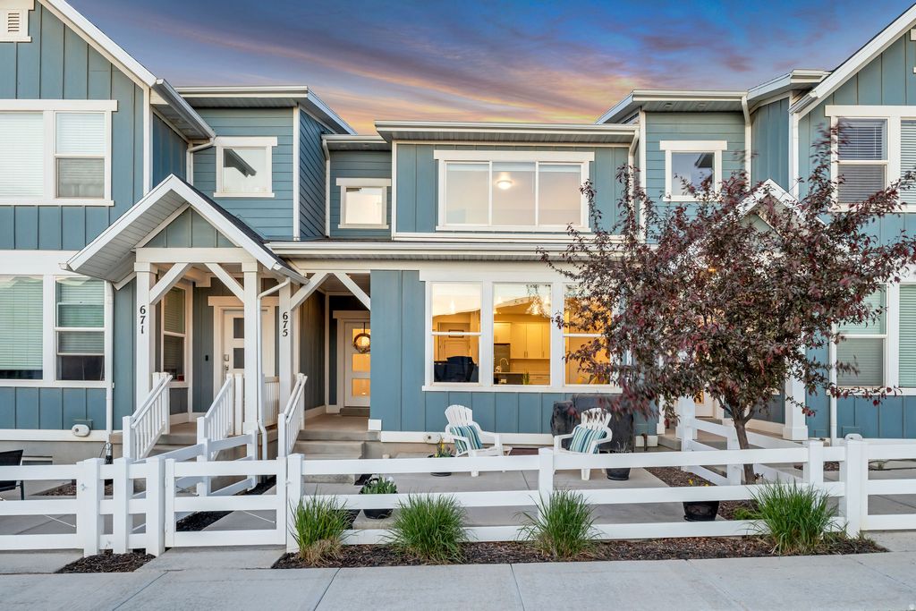 Photo of 675 S MILLER AVE E, North Salt Lake, UT 84054 (MLS # 2154282)
