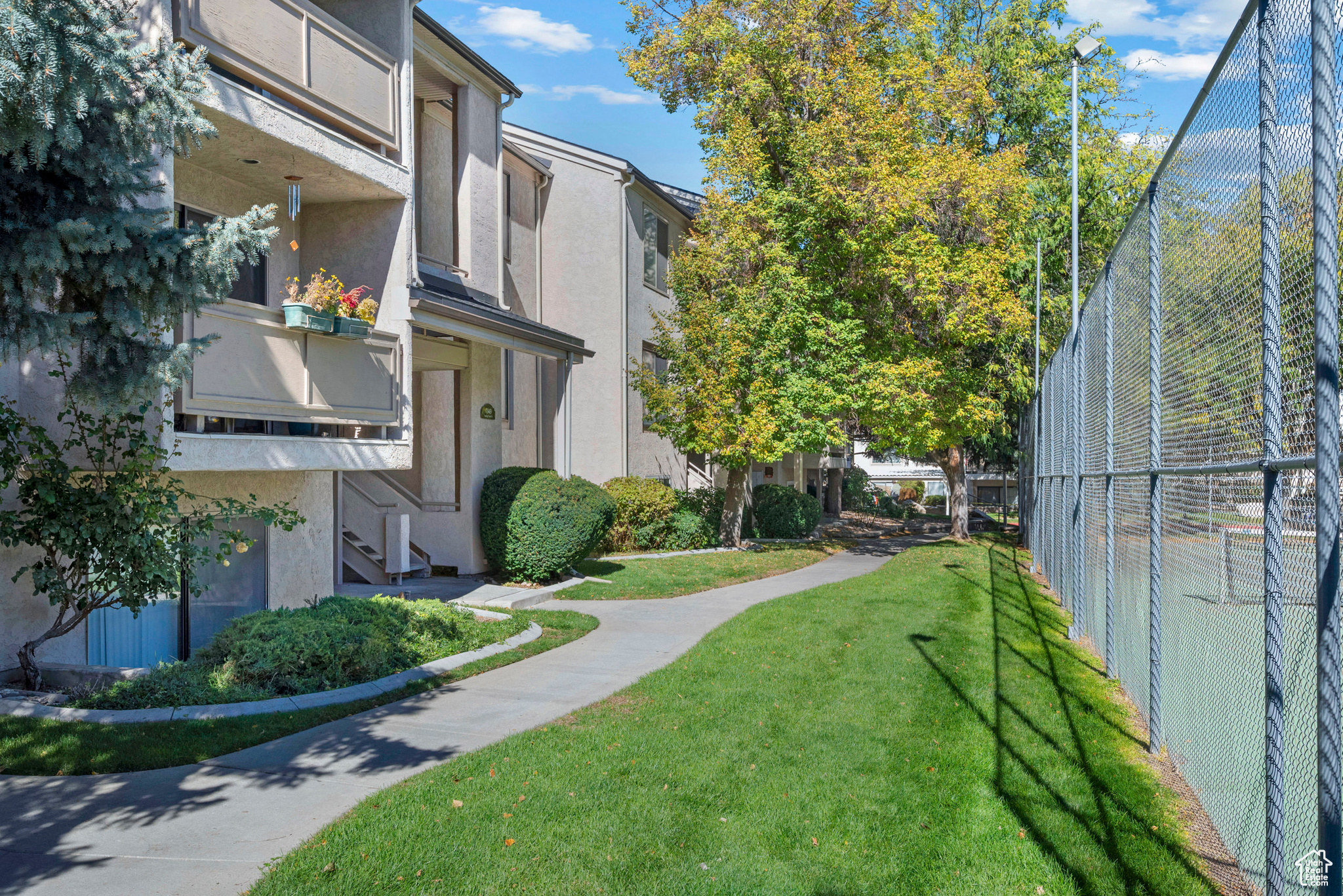 HILL CREEK  CONDM - Residential