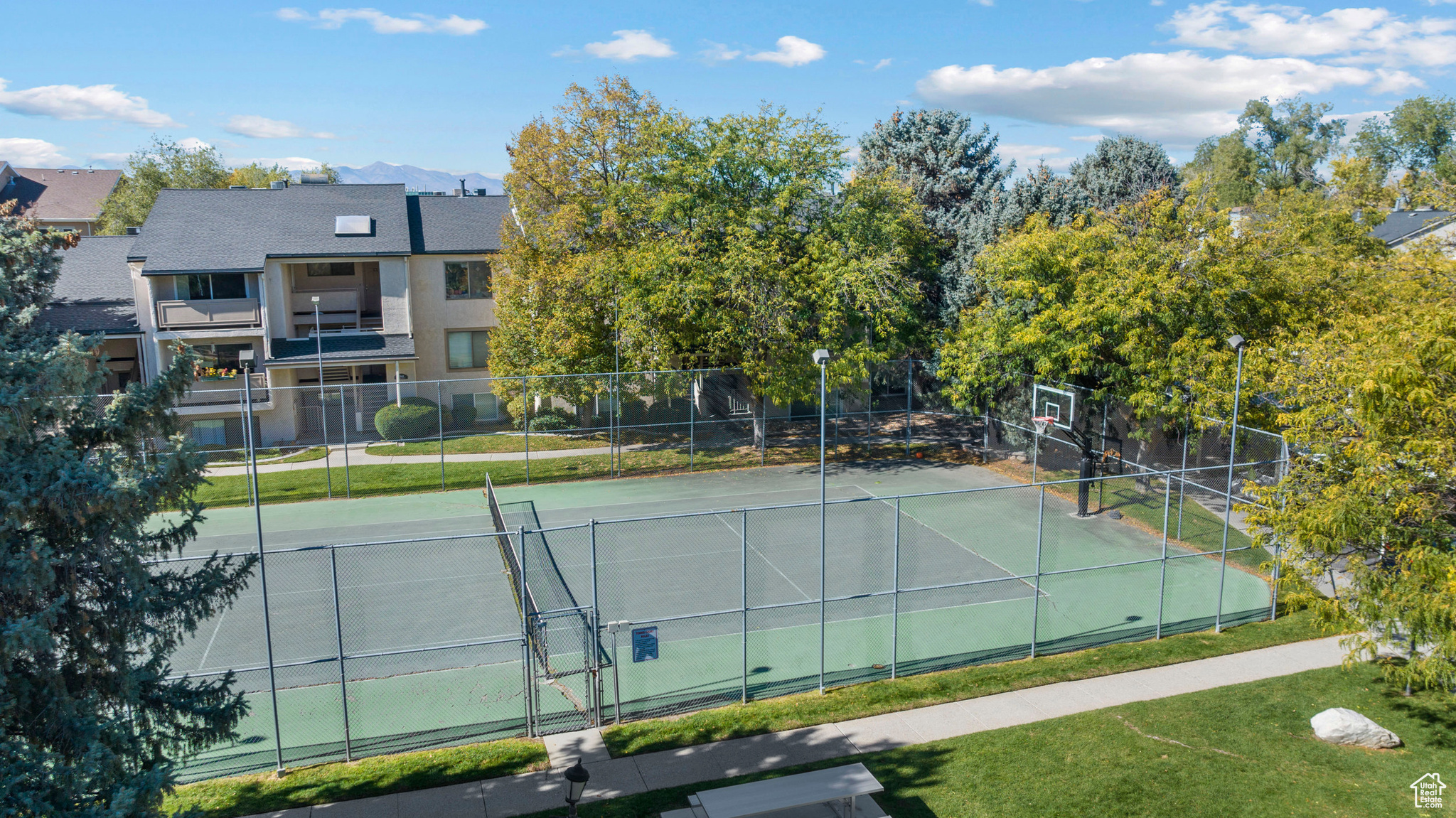 HILL CREEK  CONDM - Residential