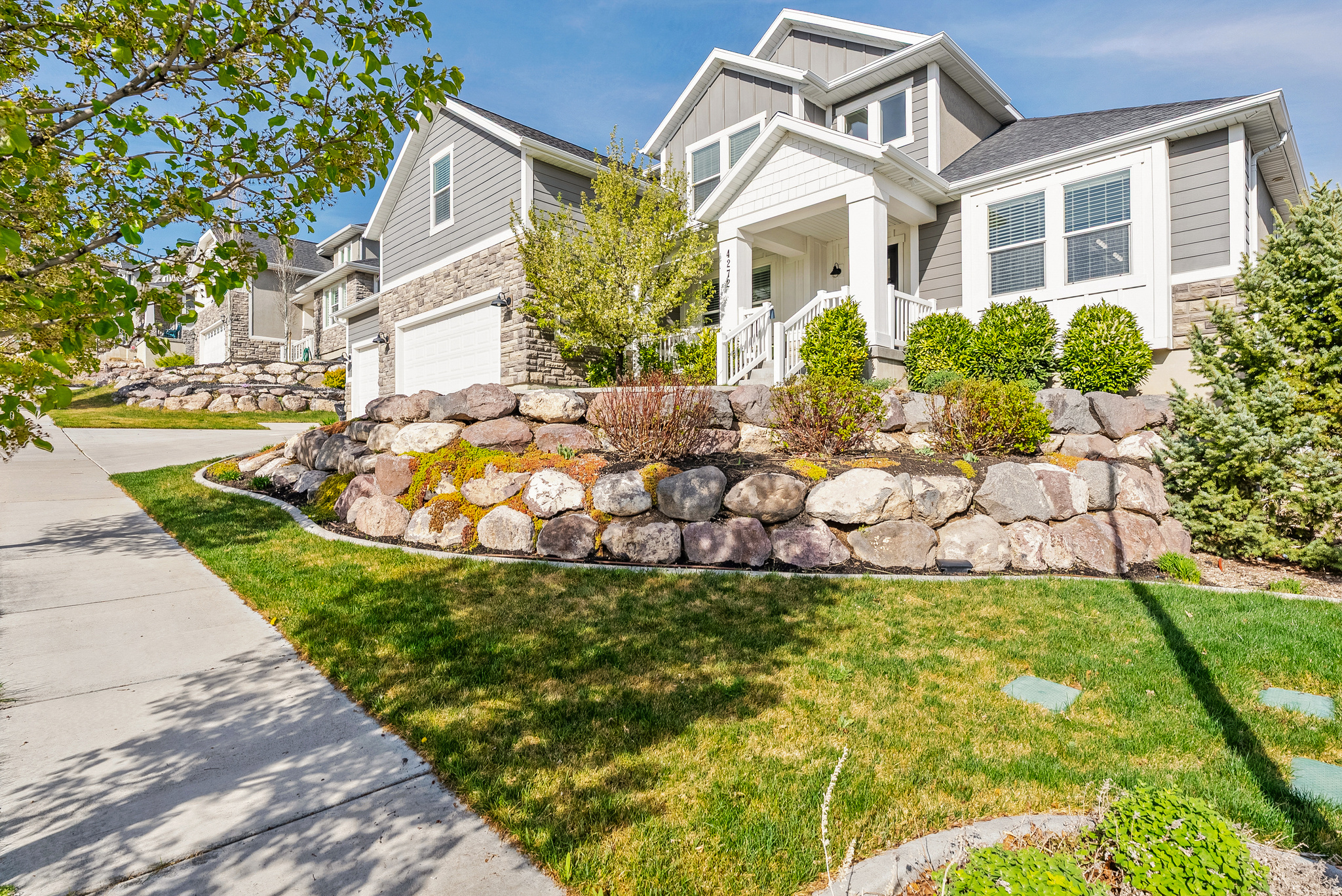 CANYON HILLS - Residential