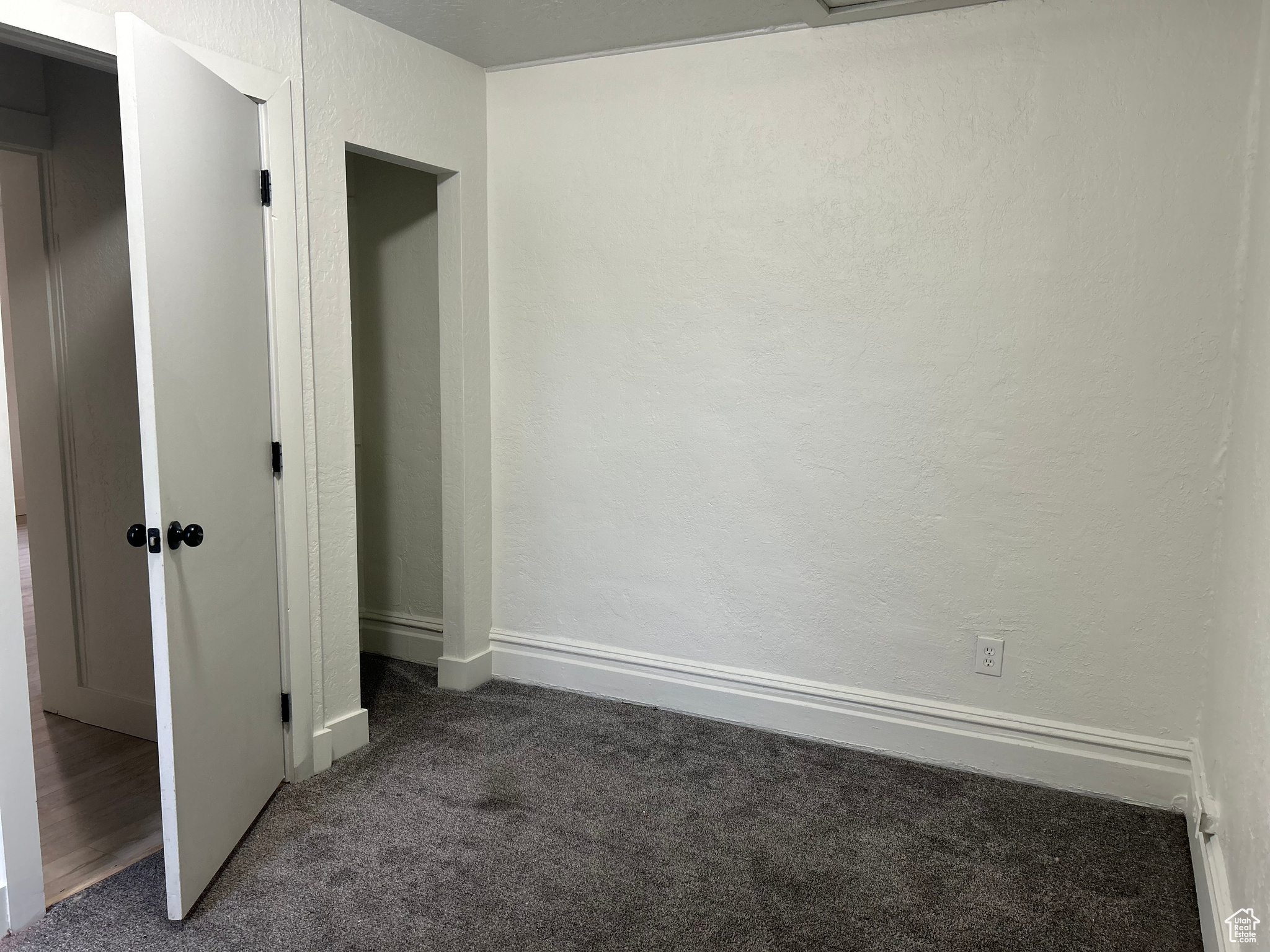 HANSEN'S SUB - Residential Lease