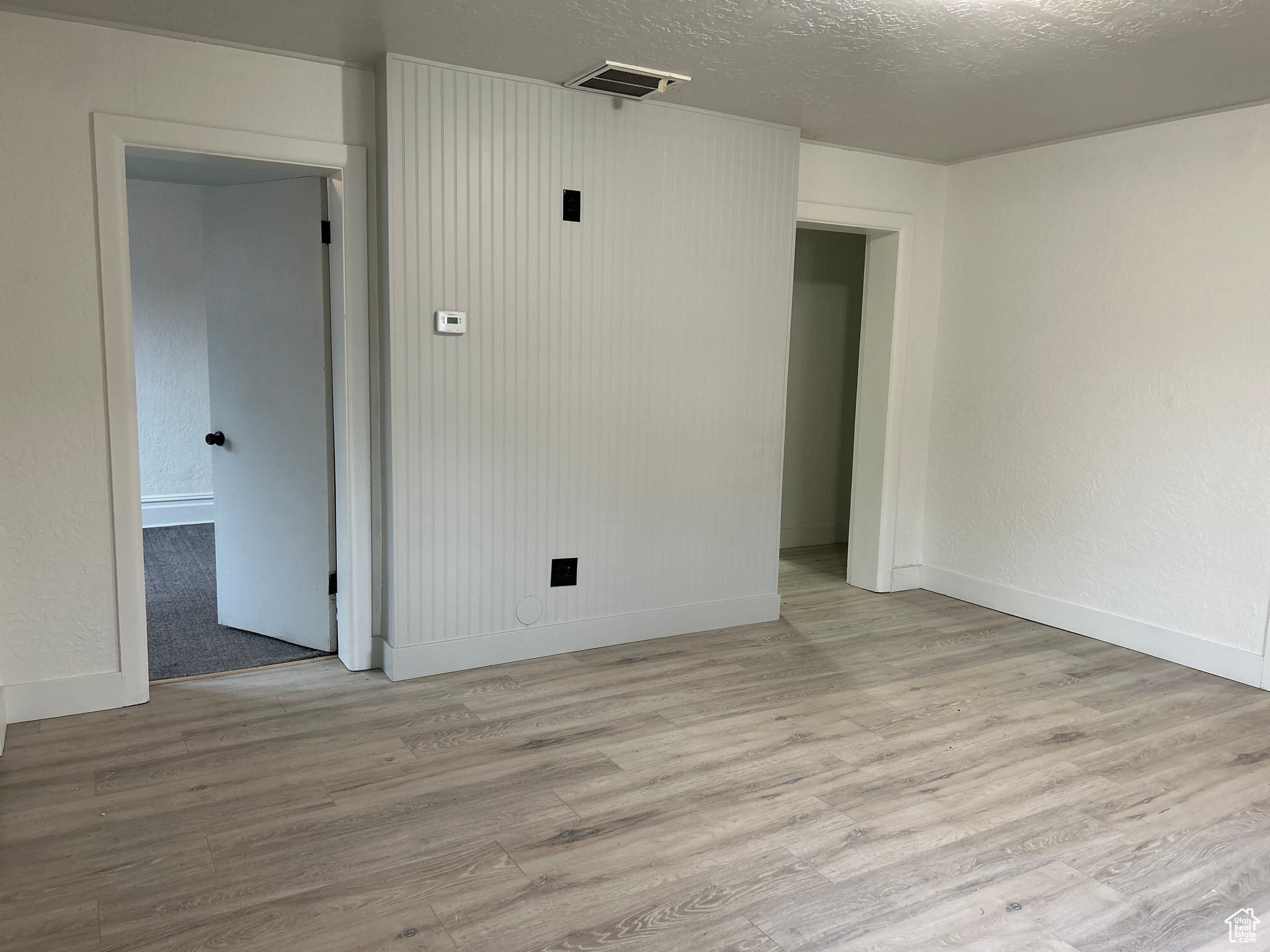 HANSEN'S SUB - Residential Lease