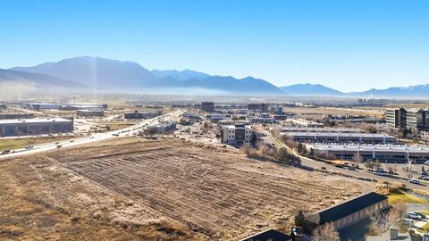 Tiny photo for 2100 W SAM WHITE LN, Pleasant Grove, UT 84062 (MLS # 2146258)