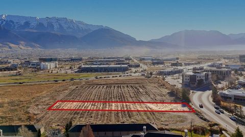 Tiny photo for 2100 W SAM WHITE LN, Pleasant Grove, UT 84062 (MLS # 2146258)