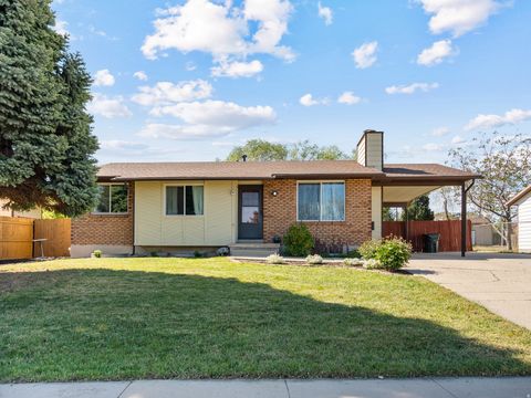 Photo of 4107 W KESTREL DR S, West Valley City, UT 84120 (MLS # 2154500)
