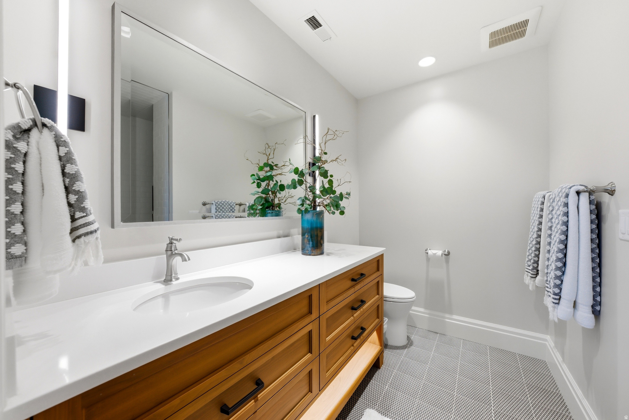 SILVER SUMMIT ESTATES - Residential