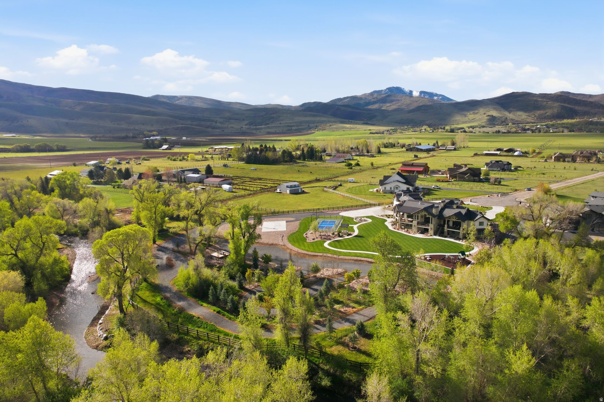SILVER SUMMIT ESTATES - Residential