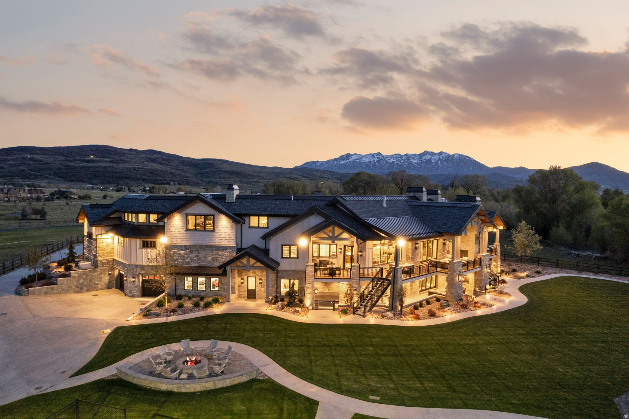SILVER SUMMIT ESTATES - Residential